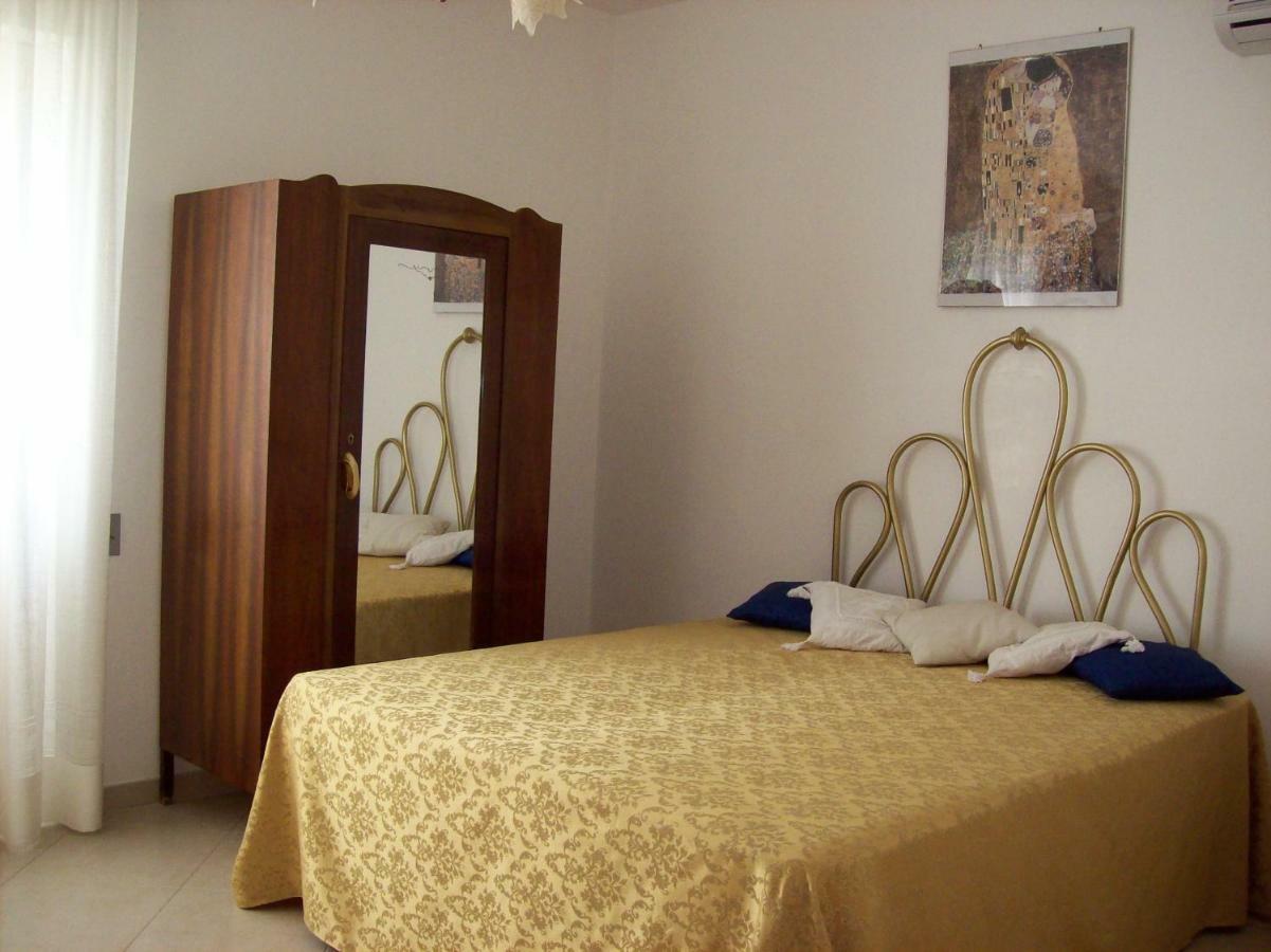 B&B Lo Smeraldo Castellana Grotte Exterior photo